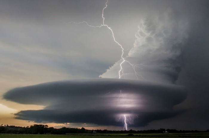 One of the most amazing thunderstorm pictures is taken in Nebraska.