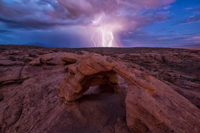One of the most amazing thunderstorm pictures is taken in Utah.