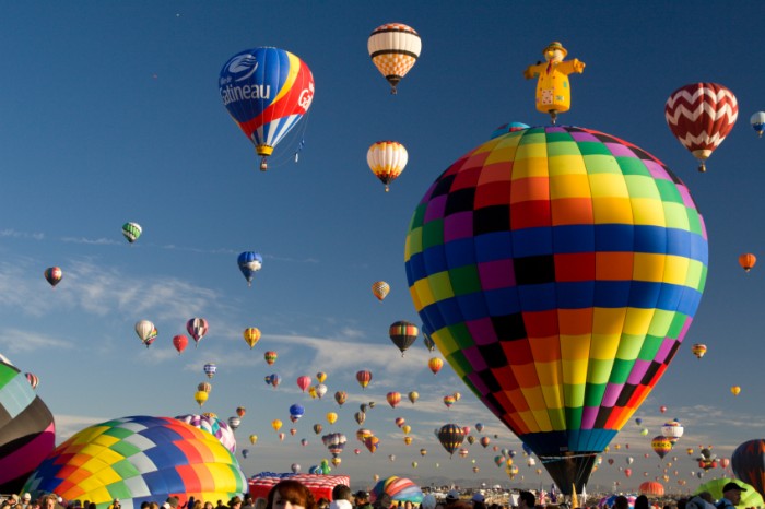 One of the best hot air balloon rides is in Albuquerque in new Mexico.