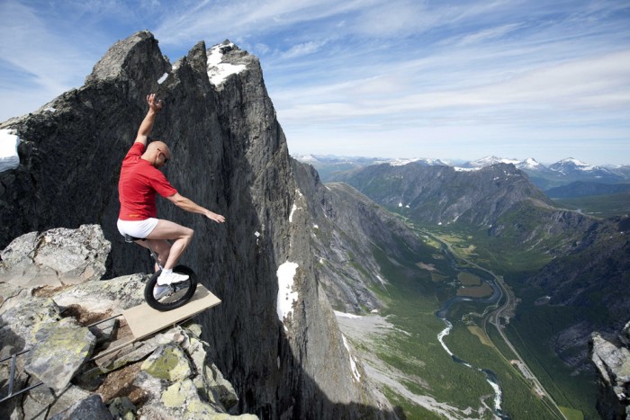 Eskil Ronningsbakken is not afraid of heights.