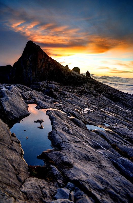 Mountain Kinabalu in Malaysia has one of the 10 best views in the world.