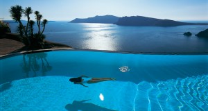 Perivolas hotel in Greece is one of the world's best hotels with rooftop pools